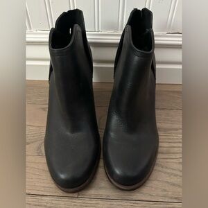 COPY - Women’s Copper Key leather ankle boots. Black. Never worn. 7.5